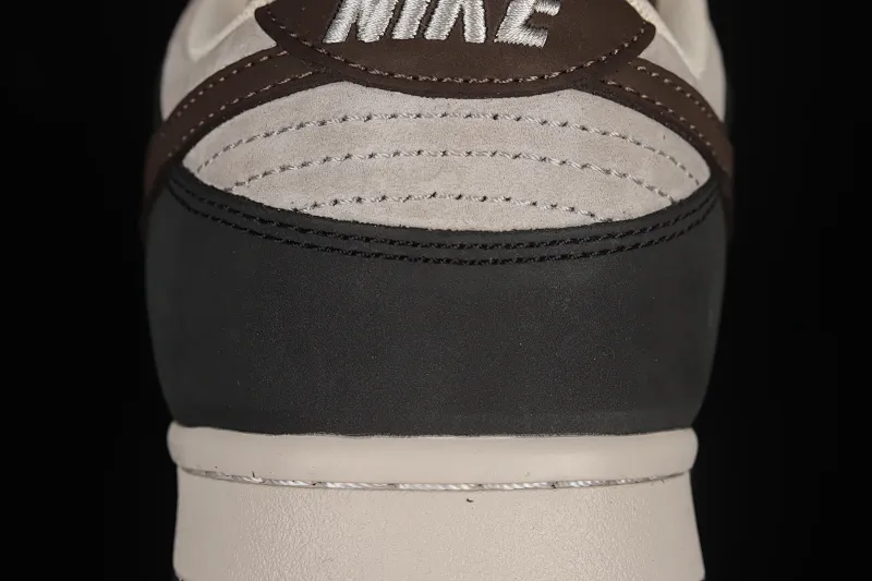 All Categories Nk SB Dunk Series Nk SB Dunk Low Low-top sneakers F version Otomo Katsuhiro x NK SB Dunk Low "Steamboy OST" Otomo Katsuhiro jointly branded SB low-top sports and leisure sneakers LF0039-002